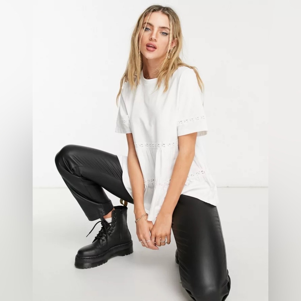 ASOS DESIGN lace insert tiered smock tee shirt in white — Size: 4